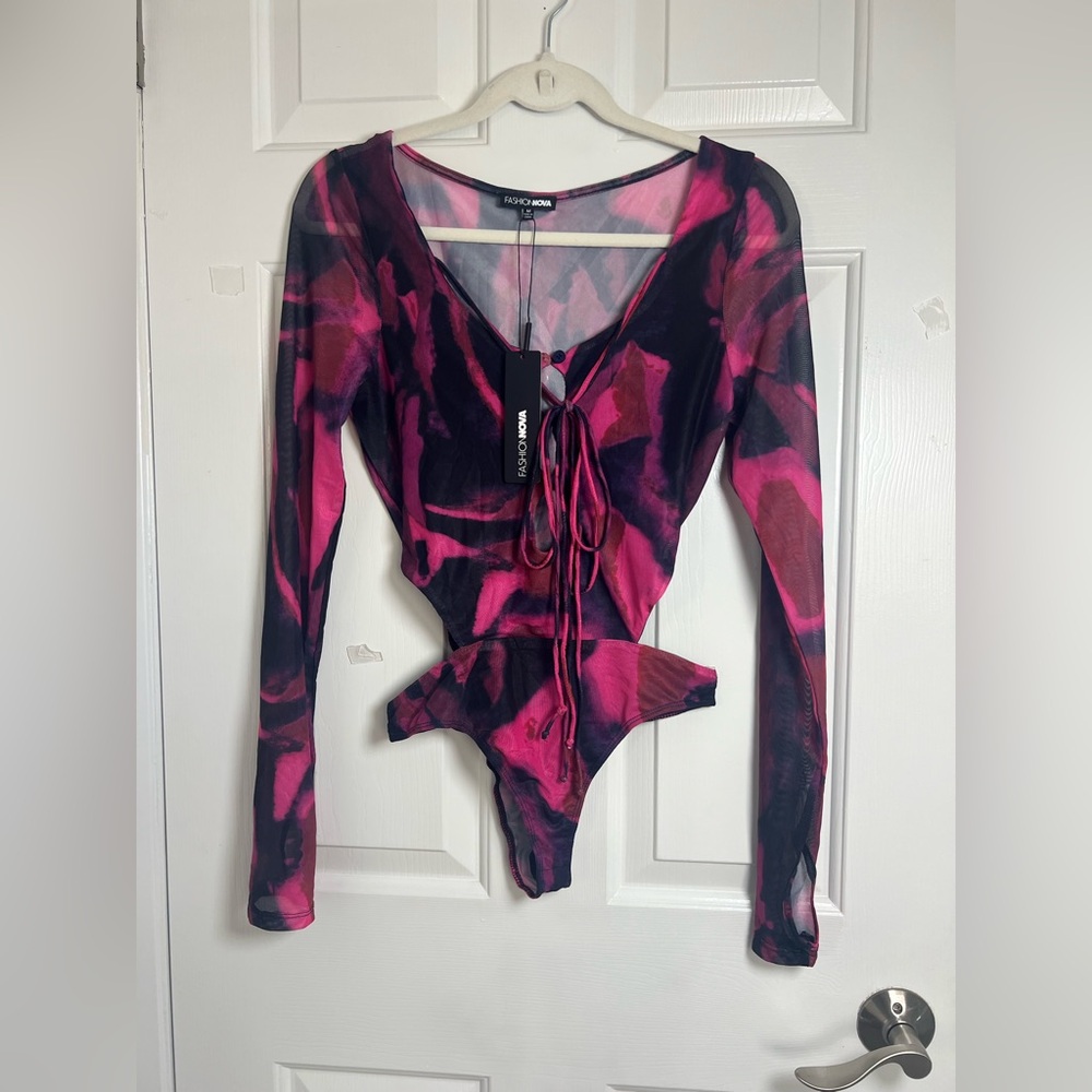 Fashion‎ Nova Nicki Mesh Bodysuit - Purple/black combo Size M - Picture 3 of 6